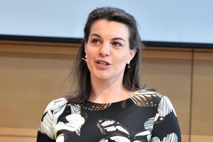 Moderatorin Isabelle Körner