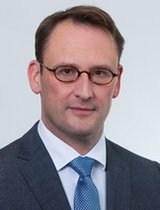 Dr. Tobias Schmid